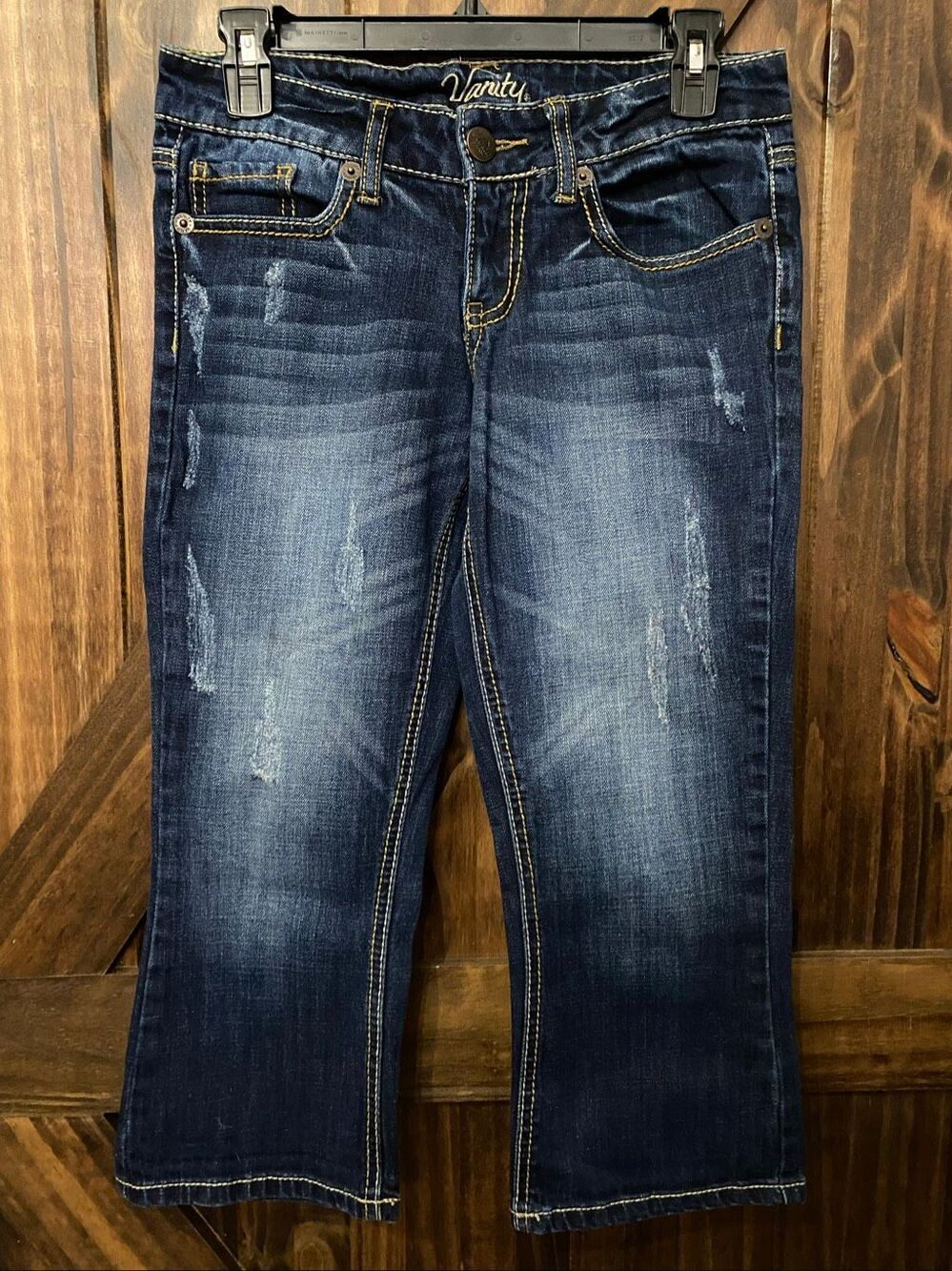 Vanity Capri Jeans Low Rise Distressed Women’s Size 27